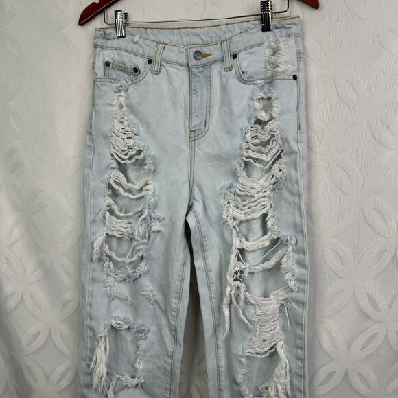 Carmar Emilia High Waist Distressed Light Blue Washed Cropped Jeans Size 28 - Picture 5 of 13
